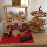 Giglio Bed and Breakfast Καταντζάρο